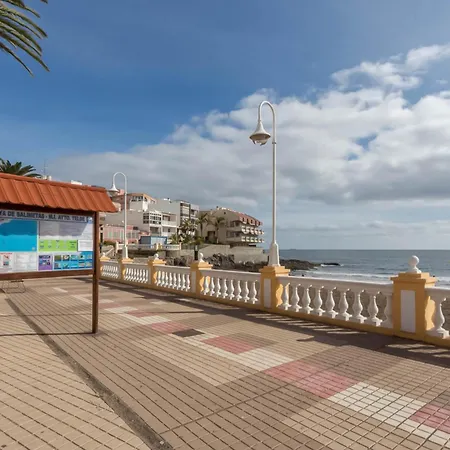 Melenara - Cozy Ground-floor Flat * Telde