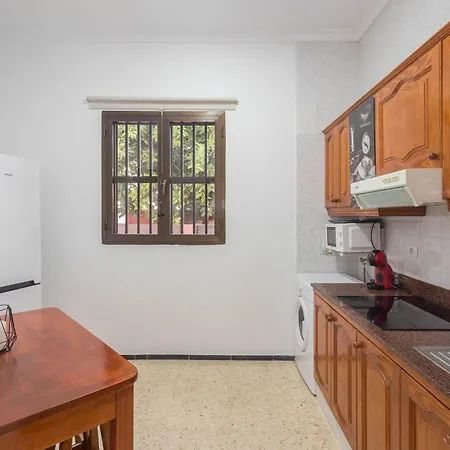 Melenara - Cozy Ground-floor Flat Appartamento Telde