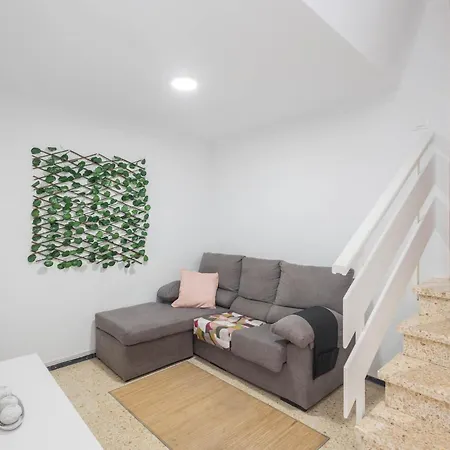 Melenara - Cozy Ground-floor Flat Appartamento Telde